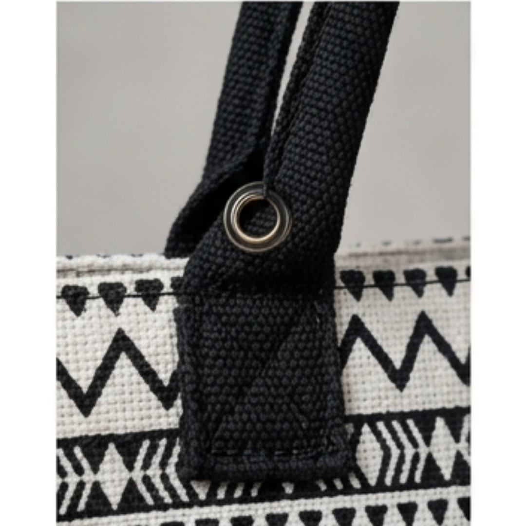 Traditional-Pattern-Jute-Bag